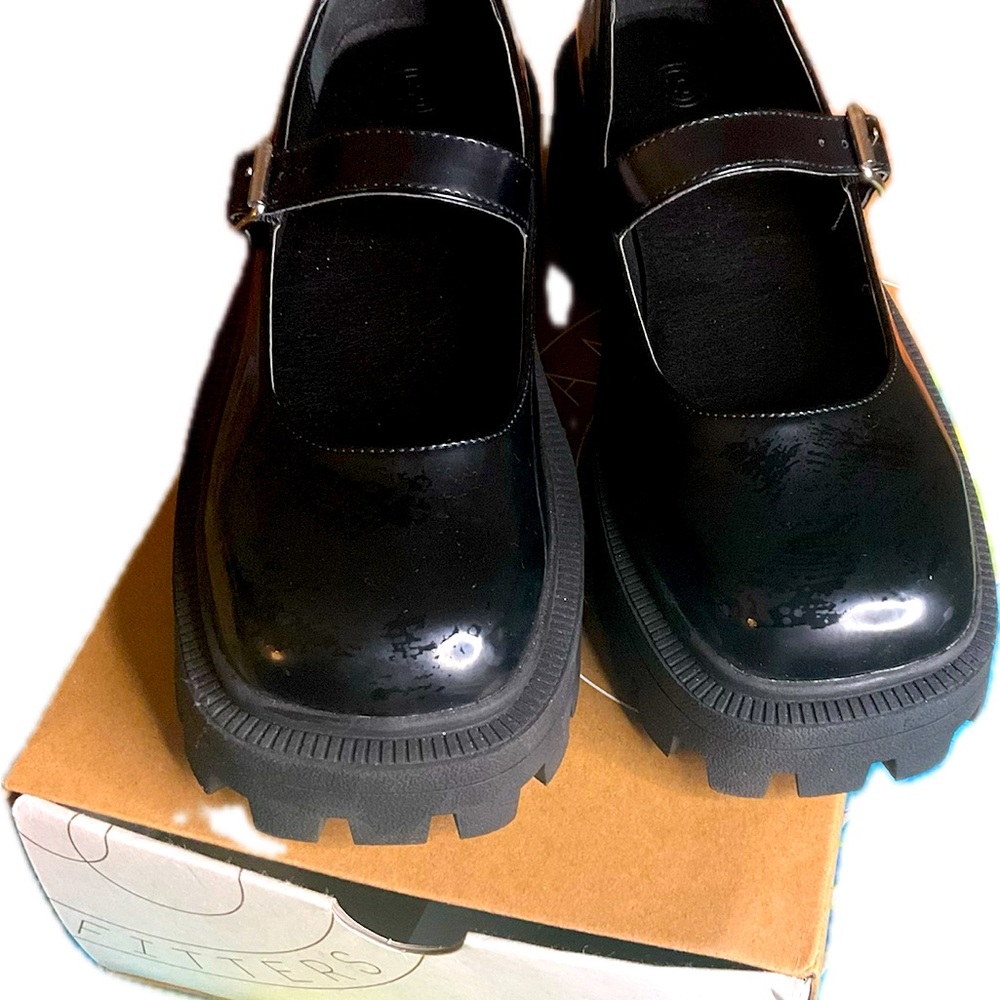 Urban Outfitters Lug Sole Mary Jane Shoes
